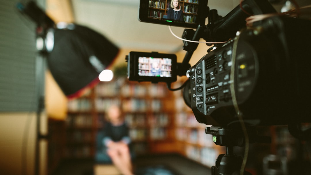 Production chain voice over video project workflow diagram with Spanish narration integration