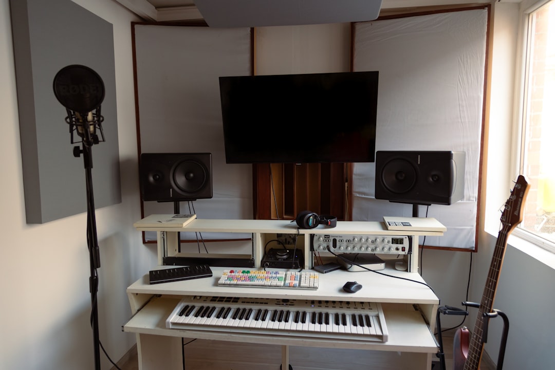 Spanish voice over home studio with professional microphone and acoustic treatment