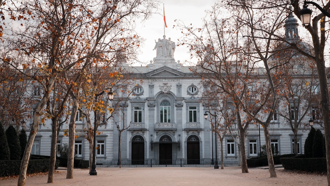Government agencies native Spanish voice over e-learning training module